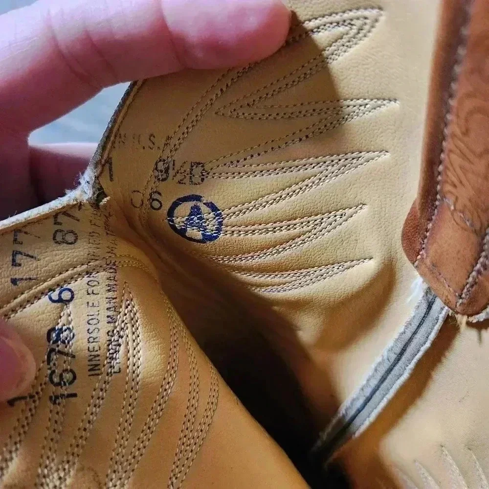 Vintage ACME Brown Leather Western Cowboy Boots - Mens Size 9.5 - Picture 6 of 8